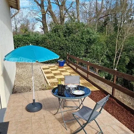 Entre Dordogne Et Charente En Nouvelle Aquitaine بيت للعطل *