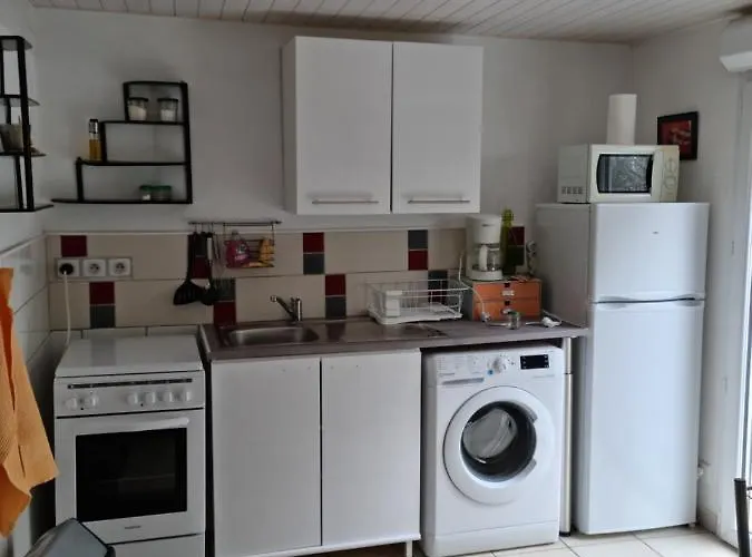 Entre Dordogne Et Charente En Nouvelle Aquitaine Porcheres